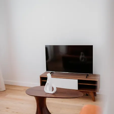 Mary Orange - No 236 Rc D - Contemporary Two-bedroom Haven Lejlighed Lisboa